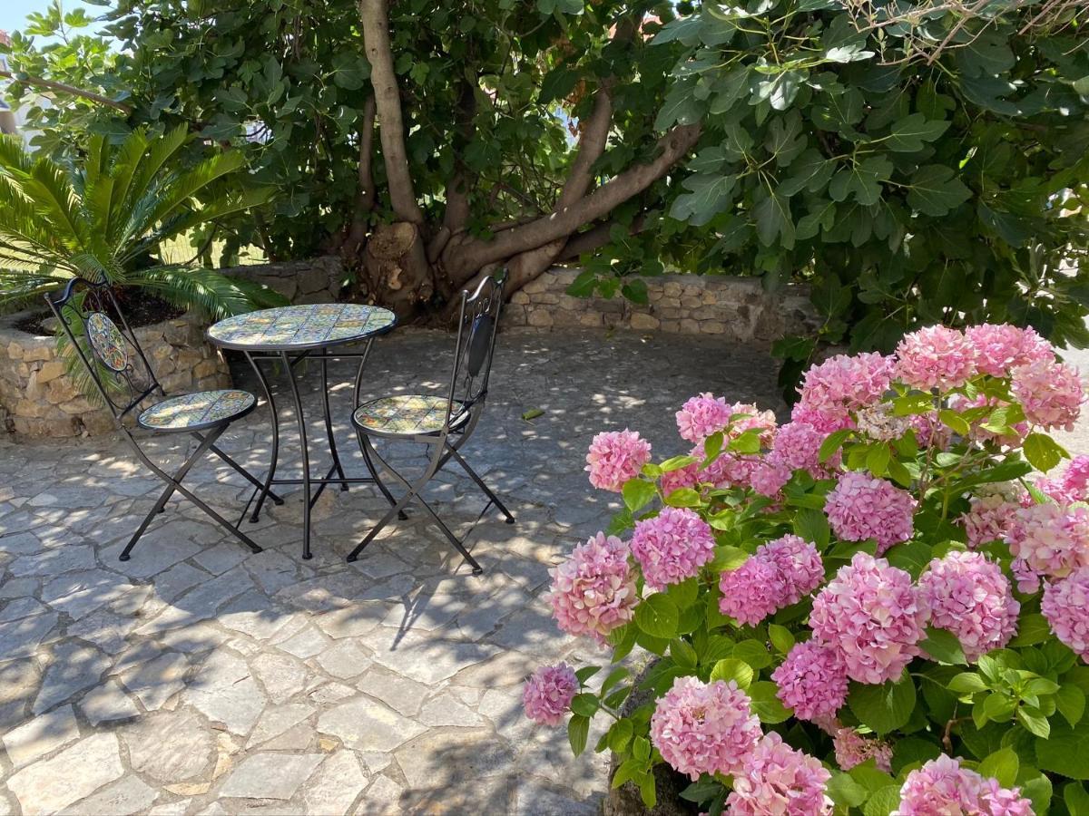 Apartments Lorenandreja Rab Town Zewnętrze zdjęcie